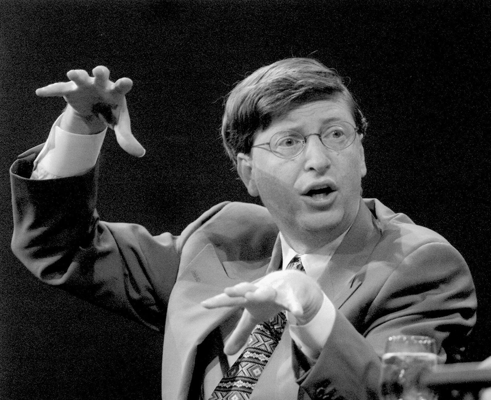 1975: Microsoft